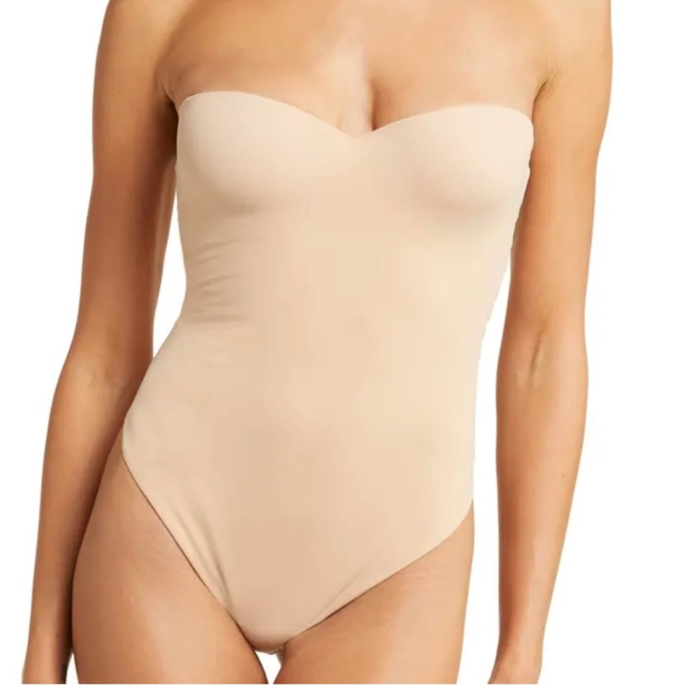 SKIMS Contour Lift Thong Bodysuit L